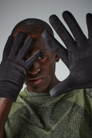 Softshell Sports Tech Gloves